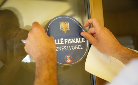 Kur do ndryshoje koncesioni i pullave fiskale: Bizneset ankohen per kostot e larta